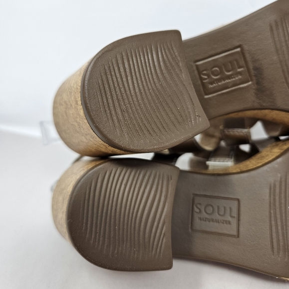 Soul Naturalizer Womens Aki Warm Silver Faux Leather Platform Sandels Sz 7W Adj. - Picture 8 of 12